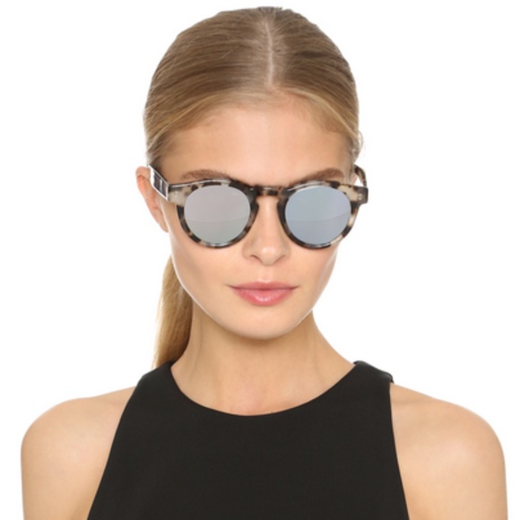 Illesteva Leonard Sunglasses in Tortoise/Silver Mirror - Picture 5 of 5